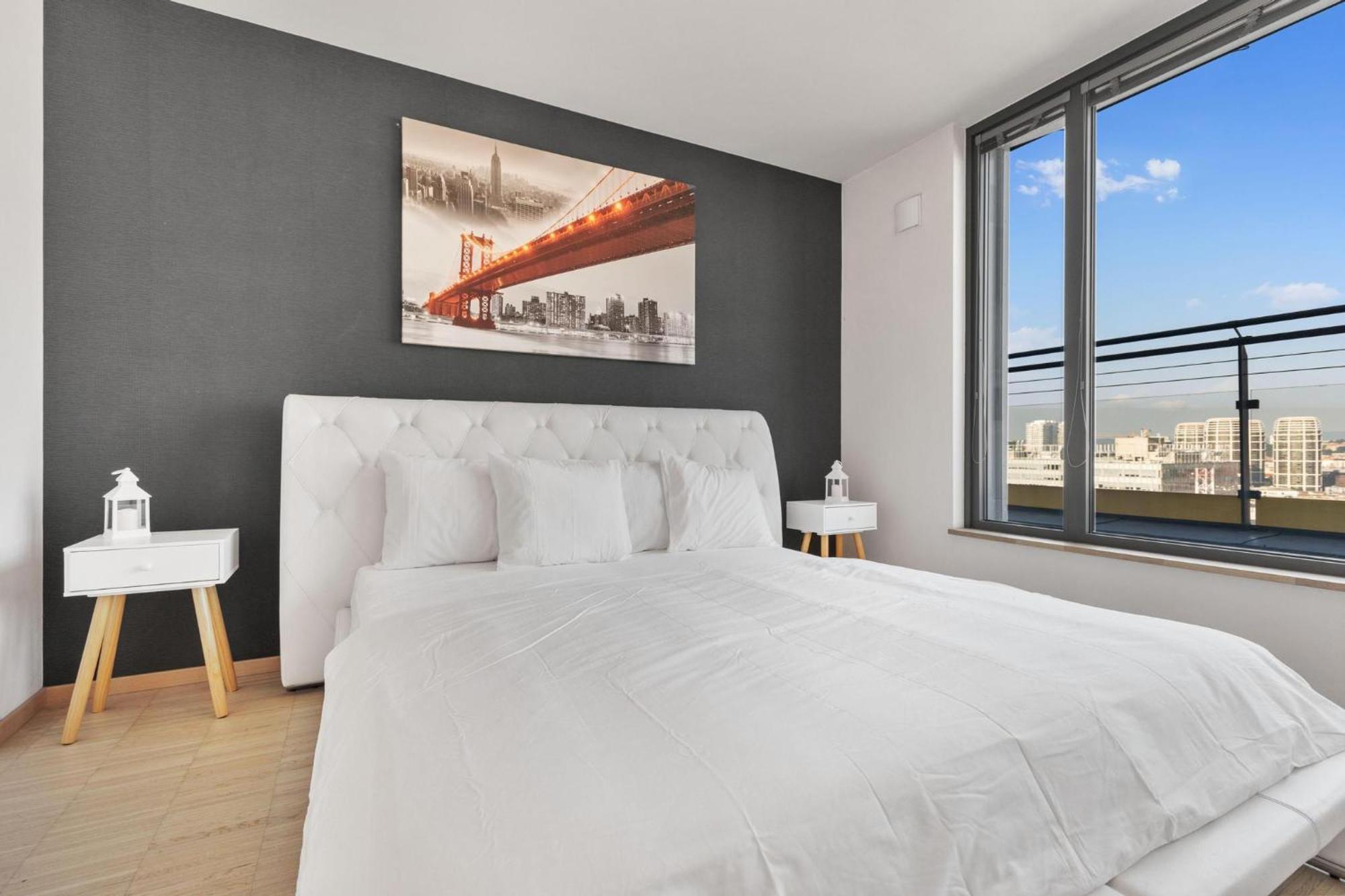Sky Apartman In Bratislava - With 2 Parking Places Exterior photo